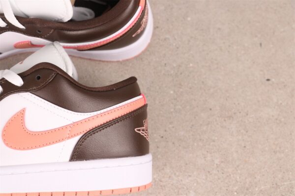 Air Jordan 1 Low – Mocha / Pink Orange