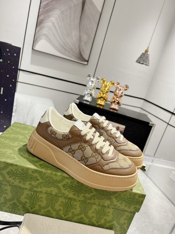 sy_no_188A55C20775ED80E75B6C68B2E41B50_0 Caramel Brown Monogram Canvas Platform Sneakers