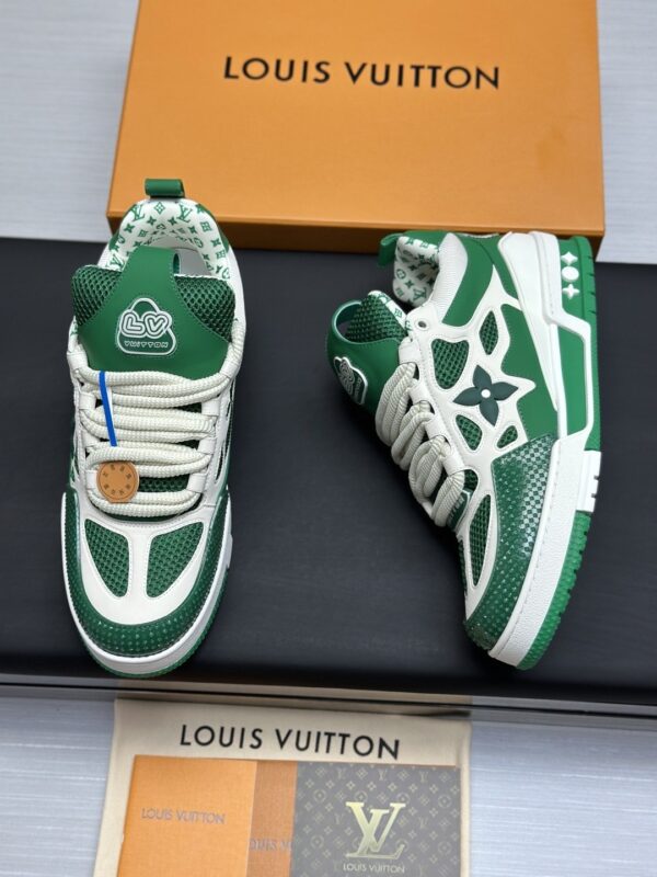 Green & White Retro Skate Sneakers