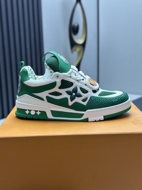 Green & White Retro Skate Sneakers