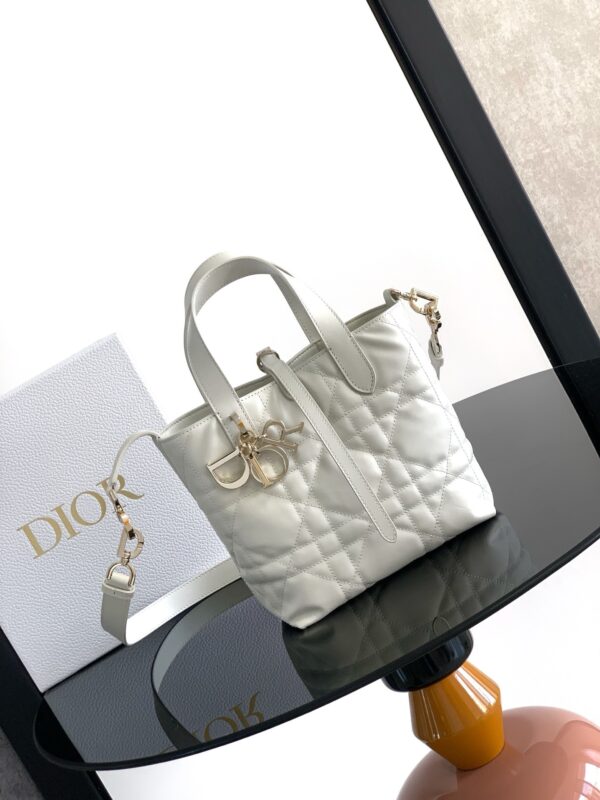 sy_no_19C096017A0CFC1A003063AF2606E272_1 Dior Women's Toujours Oversized Cannage Calfskin Shoulder Bag