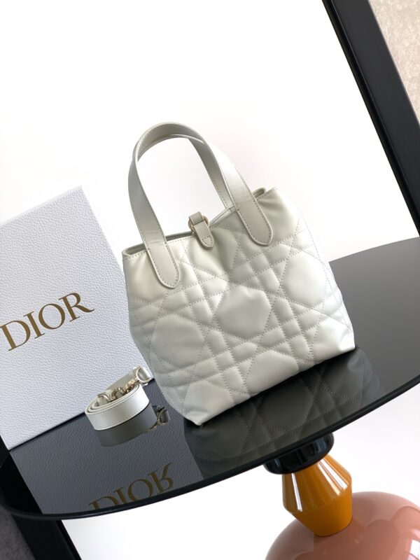 sy_no_19C096017A0CFC1A003063AF2606E272_3 Dior Women's Toujours Oversized Cannage Calfskin Shoulder Bag