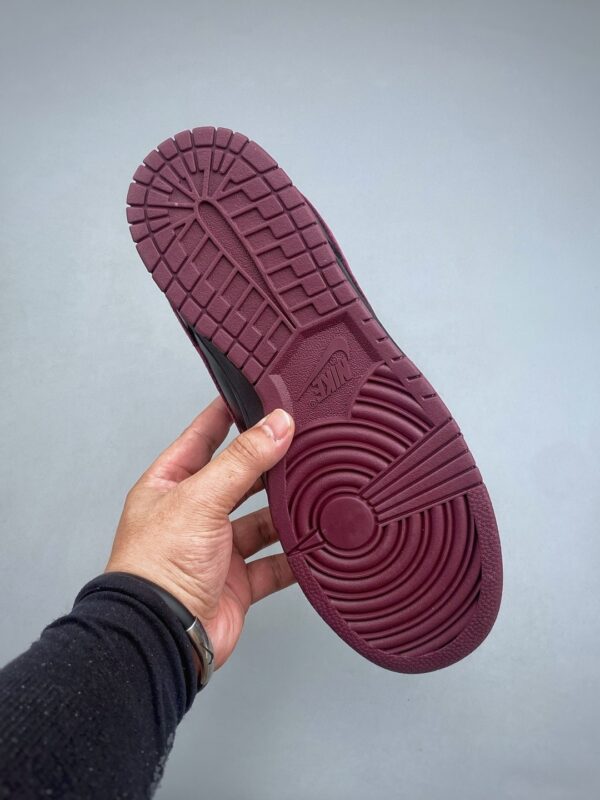 sy_no_19F333D0B114599B521B3396C295FED7_7 Nike Dunk Low Custom x Stüssy “Black / Burgundy” Sneakers