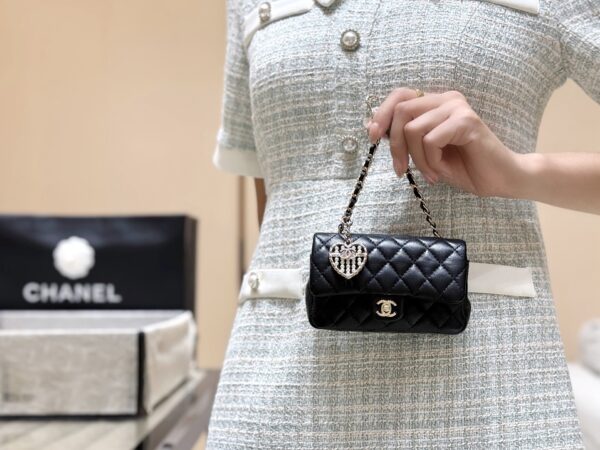 Chanel 25A Classic Flap (CF) Series Mini Matelassé Lambskin Bag with Pearl Charm (Shoulder/Crossbody)