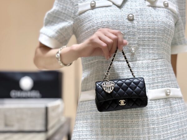 Chanel 25A Classic Flap (CF) Series Mini Matelassé Lambskin Bag with Pearl Charm (Shoulder/Crossbody)