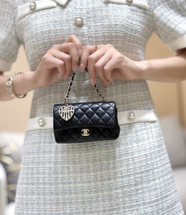 Chanel 25A Classic Flap (CF) Series Mini Matelassé Lambskin Bag with Pearl Charm (Shoulder/Crossbody)