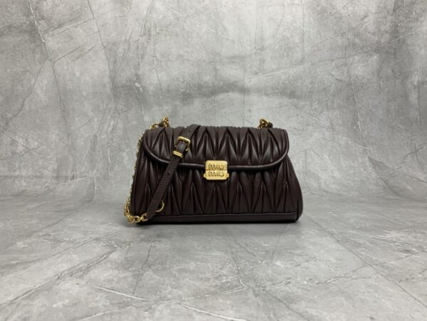 sy_no_1AC760849A8D20E53455D43CB051CE46_0 Miu Miu Matelassé Ruched Leather Flap Shoulder / Crossbody Bag — Heather Brown