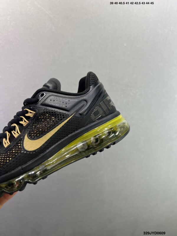 sy_no_1BC1C1E78C4E8C1FFF5E66787EBA0121_5 Nike Air Max 2013 – Black / Gold