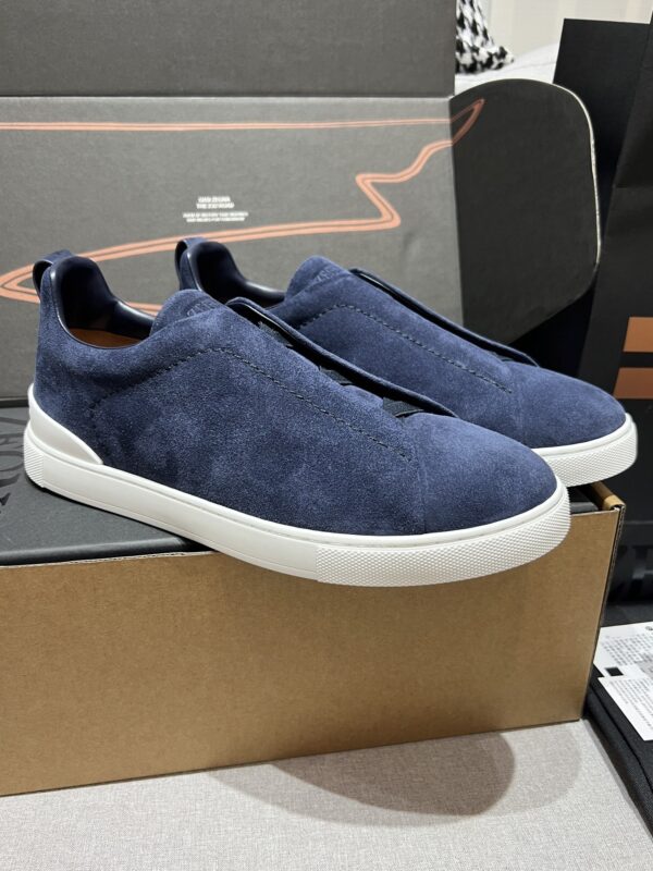 sy_no_1BD4C188994D8D30E91C1113F323B3B9_1 Navy Suede Triple-Cross Slip-On Casual Shoes