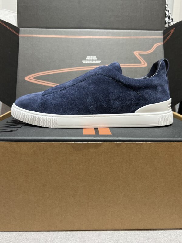 sy_no_1BD4C188994D8D30E91C1113F323B3B9_7 Navy Suede Triple-Cross Slip-On Casual Shoes