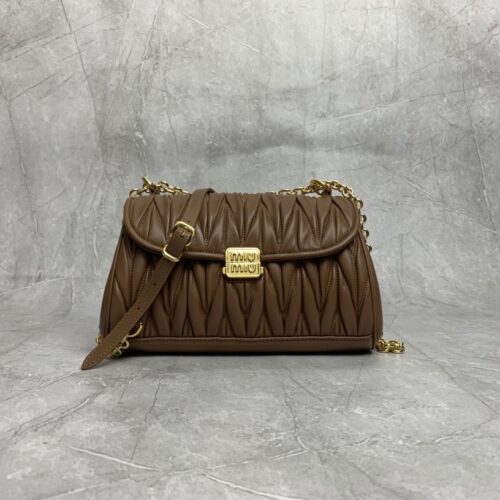 sy_no_1EAFC6C1DE24CCDA9A7E5ABF9E0E77FE_0 Caramel Matelassé Flap Shoulder / Crossbody Bag