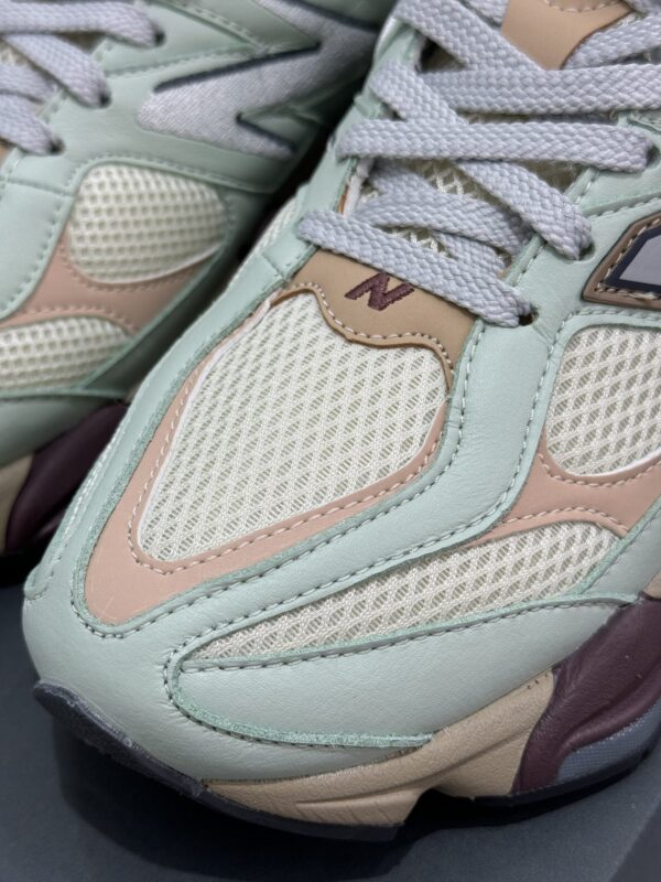 New Balance 9060 New Spruce / Peach Blossom Retro Sneakers