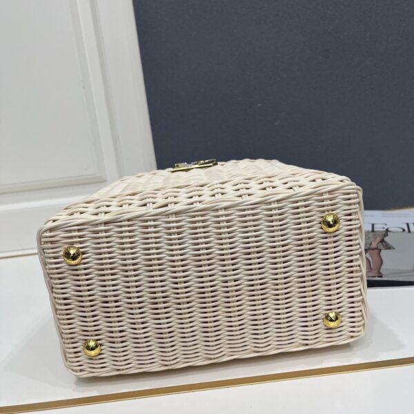 sy_no_1F1090A5499373F87E6EE625FE0206FF_6 Capucines BB Handbag – Rattan Collection