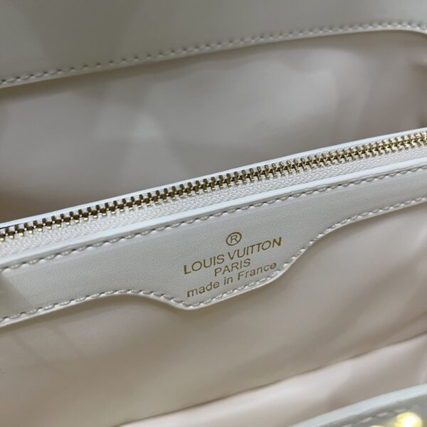 sy_no_1F1090A5499373F87E6EE625FE0206FF_8 Capucines BB Handbag – Rattan Collection
