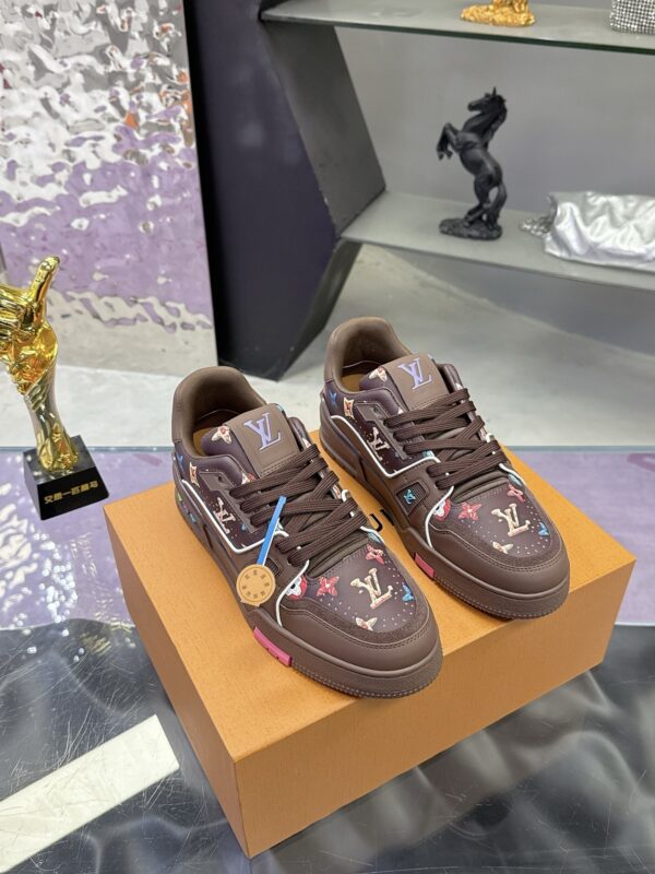 sy_no_211CB74F14F48A2D8C5819ADC673BA13_0 Louis Vuitton LV Trainer Maxi Deep Brown & Multicolor Monogram Sneakers