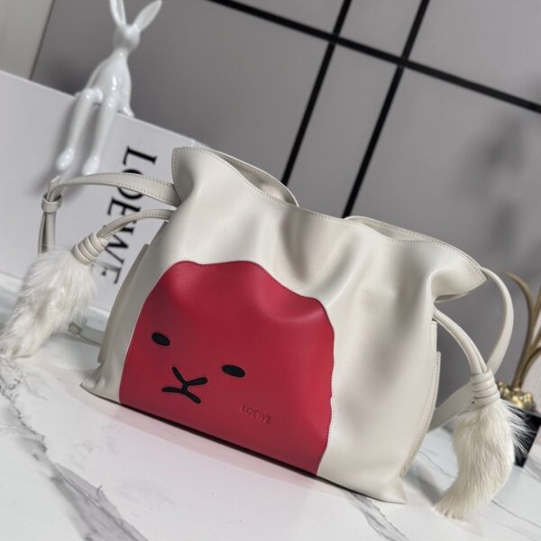 sy_no_215DB27D6B8F13F54B825476E1F2B633_0 Loewe Lion Intarsio Flamenco Medium Bag – Glossy Calfskin Leather (White)