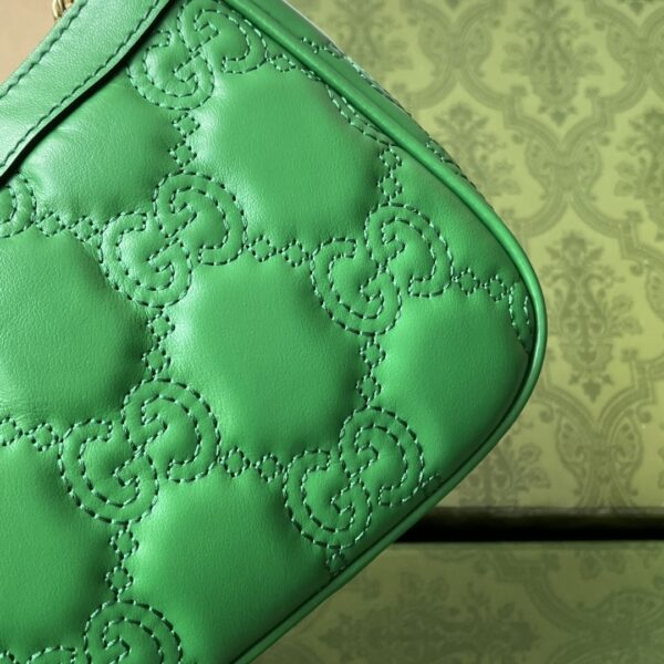 sy_no_21D2F518B8163827EA6971039995BB45_6 Matelassé Leather Handbag – Green