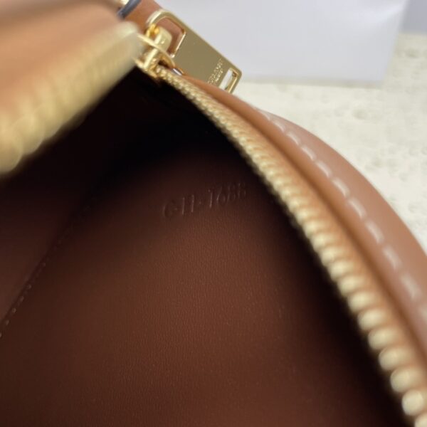 sy_no_2222614781C0794A9922930147CFEAF9_8 Brown Triomphe Small Oval Crossbody Bag