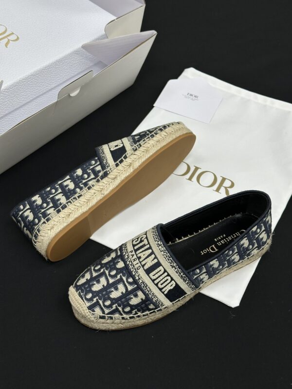 sy_no_2375D9CADD8BDA044A22FA1F0A6B9CFD_4 Dior Granville Espadrille Sneakers in Navy Blue Oblique