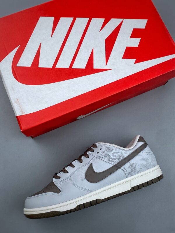 sy_no_2405F6084491558BF7D7B5AE443A48B4_2 Nike Dunk Low Custom “Grey Brown / Cloud Wave” Sneakers