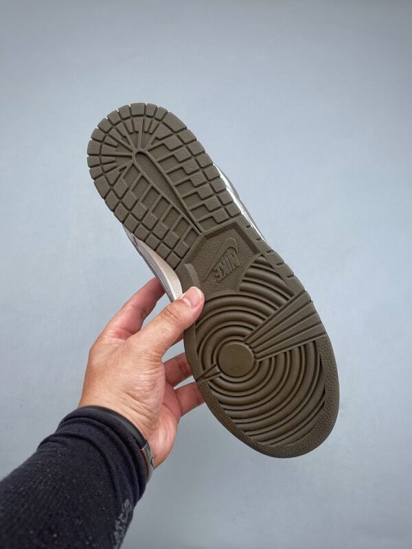 sy_no_2405F6084491558BF7D7B5AE443A48B4_7 Nike Dunk Low Custom “Grey Brown / Cloud Wave” Sneakers