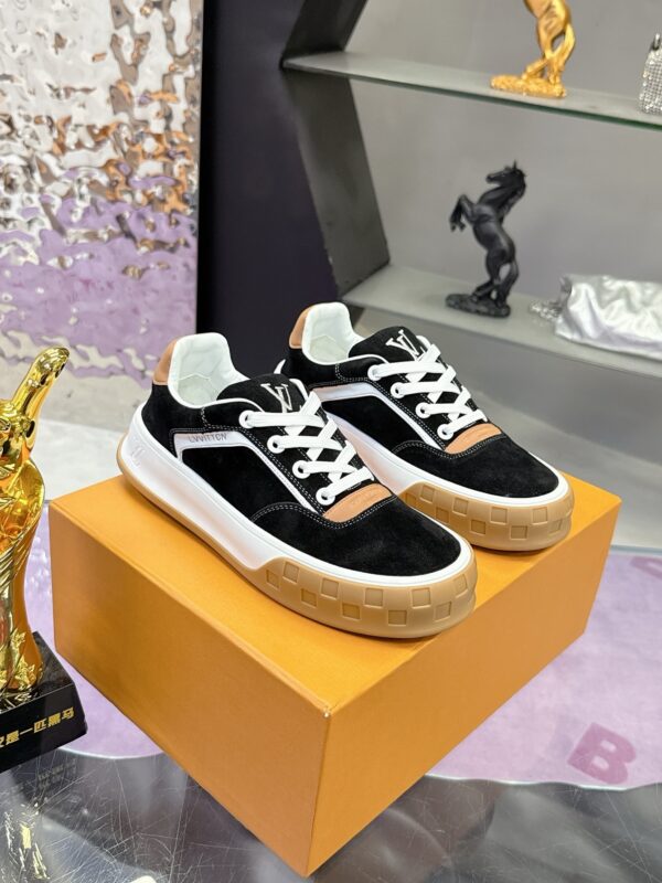 sy_no_247A454D5A4F2D7DDC823524A28E8222_1 Louis Vuitton LV Groovy Black Suede & Caramel Gum Sole Chunky Skate Sneakers