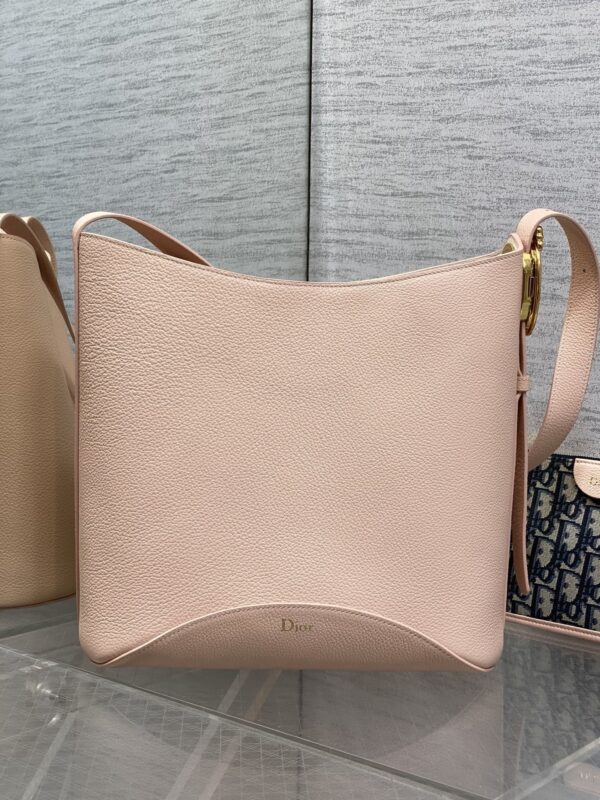 sy_no_255511BF648A1756C7488FEA9A7F0251_1 Dior Medaillon Bucket Bag – New Spring/Summer Calfskin Shoulder Bag
