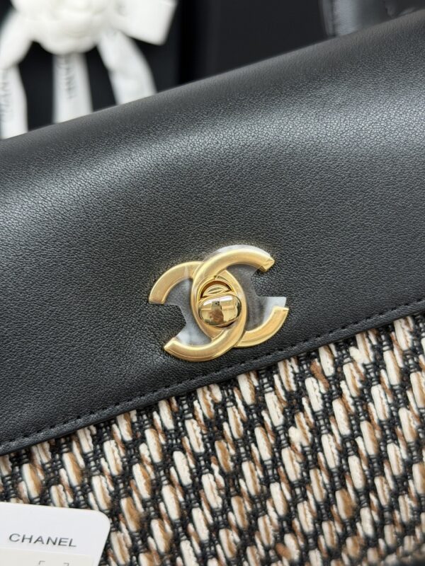 sy_no_267B9409B174886177AF8B9DC1C48734_5 Black Caviar Leather Bowling Bag
