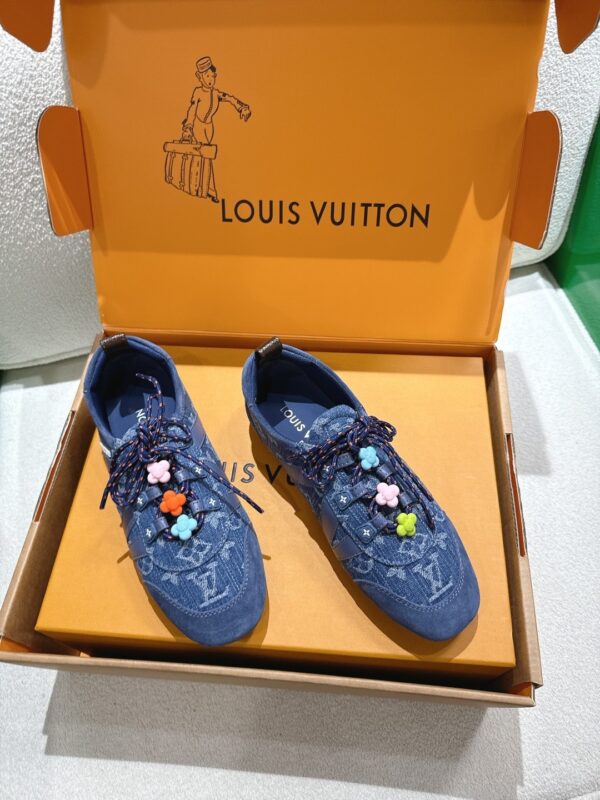 sy_no_26CCB86B7E4AA24EA6F71A6B68388458_3 Louis Vuitton Sneakerina Blue Monogram Denim Flower Thin-Sole Sneakers