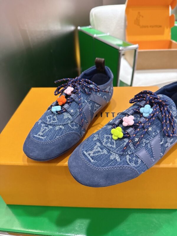 sy_no_26CCB86B7E4AA24EA6F71A6B68388458_6 Louis Vuitton Sneakerina Blue Monogram Denim Flower Thin-Sole Sneakers