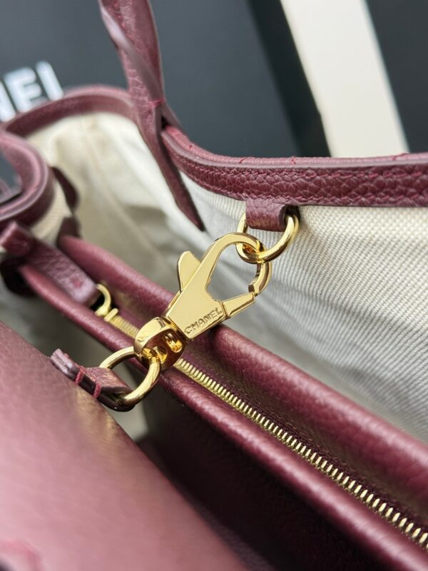 sy_no_272BA176DF97563D85CCE7490E96CA9A_6 Chanel 26S Baguette Bag – Grained Calfskin Leather (Red)