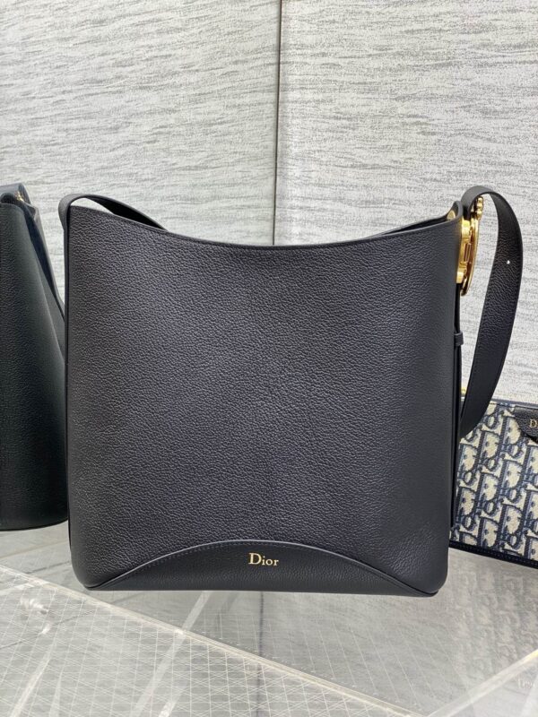 sy_no_2790E4384536EB3F60AFE8943AFAB388_1 Dior Medaillon Bucket Bag – New Spring/Summer Calfskin Shoulder Bag