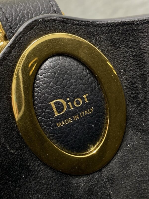 sy_no_2790E4384536EB3F60AFE8943AFAB388_8 Dior Medaillon Bucket Bag – New Spring/Summer Calfskin Shoulder Bag
