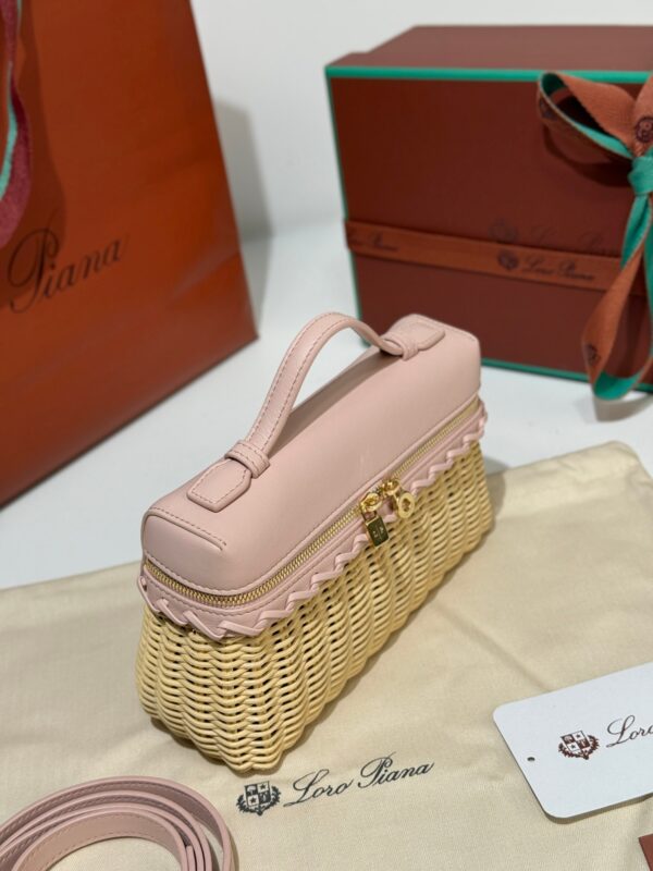 sy_no_2795688B4A7E253E4C0ED1820F29F64E_2 Loro Piana Extra Pocket L19 – Woven Leather Bag (Pink)