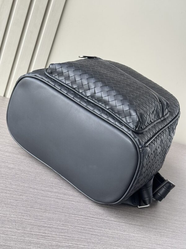 sy_no_2859908DD735E17B0E1B1A678DDFD9D1_7 Woven Waxed Leather Unisex Backpack – Black