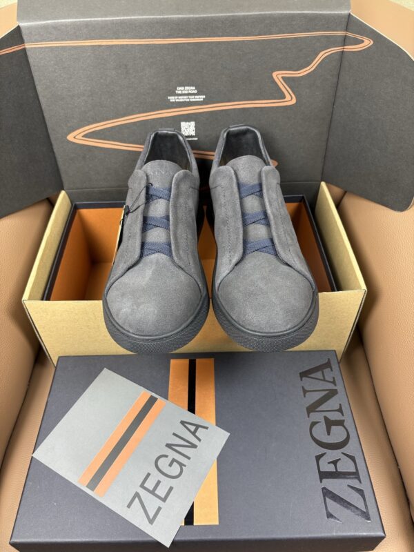 sy_no_28E41A1821D14BAA725393883C210019_4 Grey Smooth Leather Slip-On Sneakers