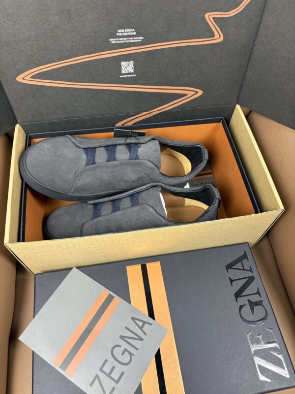 sy_no_28E41A1821D14BAA725393883C210019_6 Grey Smooth Leather Slip-On Sneakers