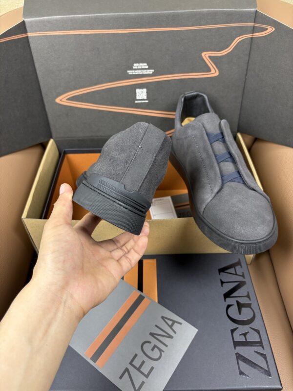 sy_no_28E41A1821D14BAA725393883C210019_7 Grey Smooth Leather Slip-On Sneakers