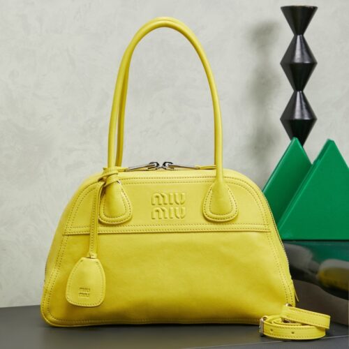 sy_no_29932791CF092948B30FD635844CE952_0 Miu Miu Vivant Medium Lambskin Crossbody/Shoulder/Handbag