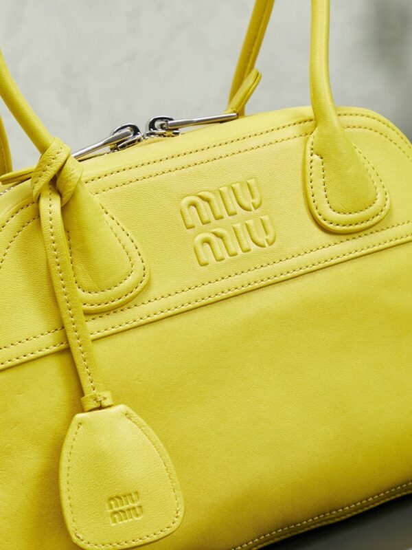 sy_no_29932791CF092948B30FD635844CE952_6 Miu Miu Vivant Medium Lambskin Crossbody/Shoulder/Handbag