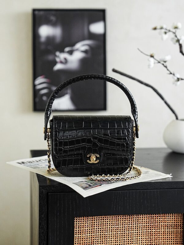 sy_no_2A8F92884B608037BCC46834D357CC50_0 Crocodile-Embossed Calfskin Top-Handle Bag