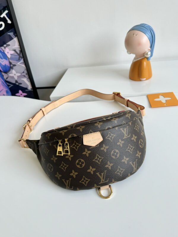 sy_no_2AC9739AC33F69B8F1F0A350CBBEB97B_0 Louis Vuitton Bumbag – Monogram Canvas