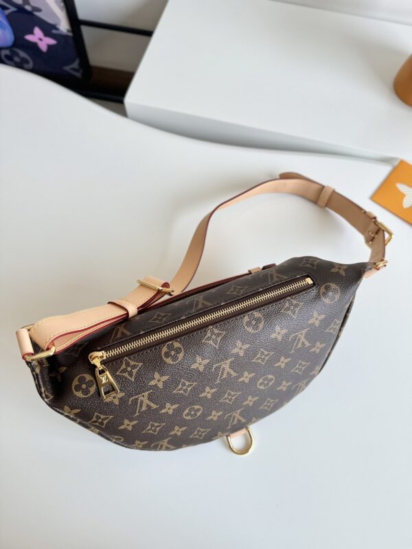sy_no_2AC9739AC33F69B8F1F0A350CBBEB97B_3 Louis Vuitton Bumbag – Monogram Canvas