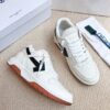 sy_no_2C0DC31724A8950ACB5409E284471113_1 Cream & Black Arrow Low-Top Retro Sneakers