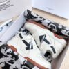 sy_no_2C0DC31724A8950ACB5409E284471113_4 Cream & Black Arrow Low-Top Retro Sneakers