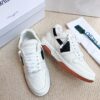 sy_no_2C0DC31724A8950ACB5409E284471113_6 Cream & Black Arrow Low-Top Retro Sneakers
