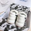 sy_no_2C0DC31724A8950ACB5409E284471113_7 Cream & Black Arrow Low-Top Retro Sneakers