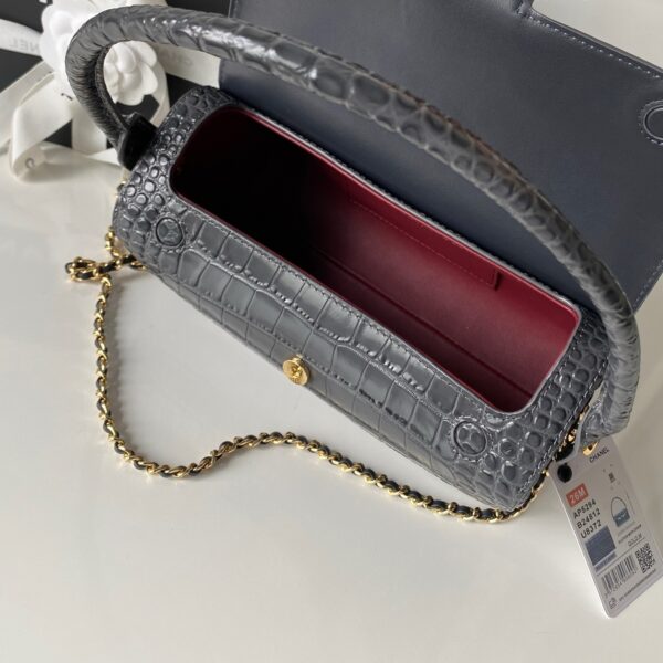 sy_no_2CC18A94DFB333B79844E878D75A6470_6 Charcoal Gray Crocodile-Embossed East-West Handbag
