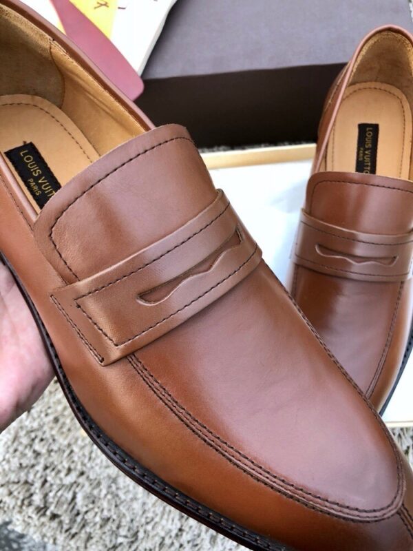 sy_no_2E51905B2BE3B351984D4FE0C43E3CB6_3 Brown & Caramel Calfskin Penny Loafers