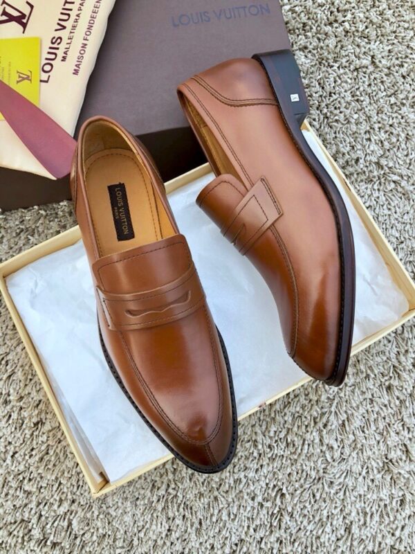 sy_no_2E51905B2BE3B351984D4FE0C43E3CB6_4 Brown & Caramel Calfskin Penny Loafers